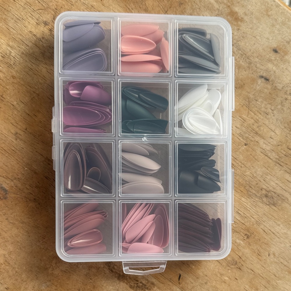 Clear Compartment Nail Tip Storage Box with Assorted Matte Colors